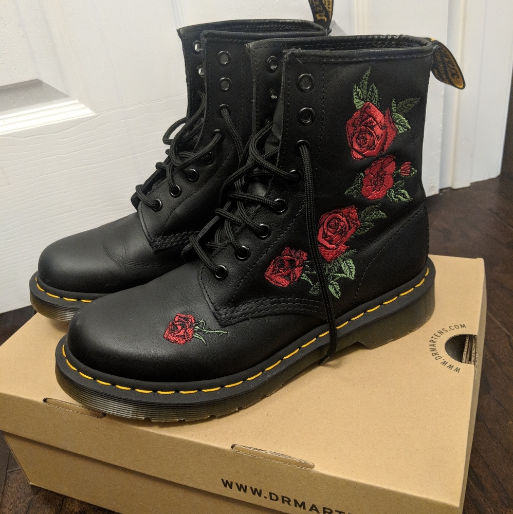 Authentic Doc Martens 1460 Vonda Rose Embroidered